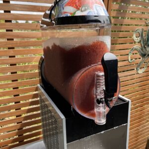 kicks n giggles party hire equipment waiuku kicks and giggles bouncy castles auckland